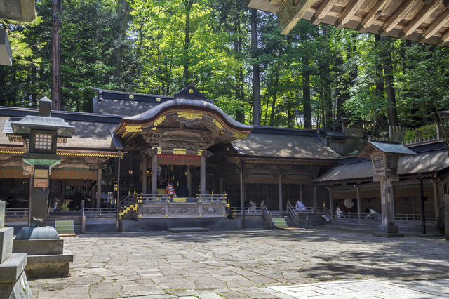 Suwa Taisha Kamisha Shrine (Honmiya)